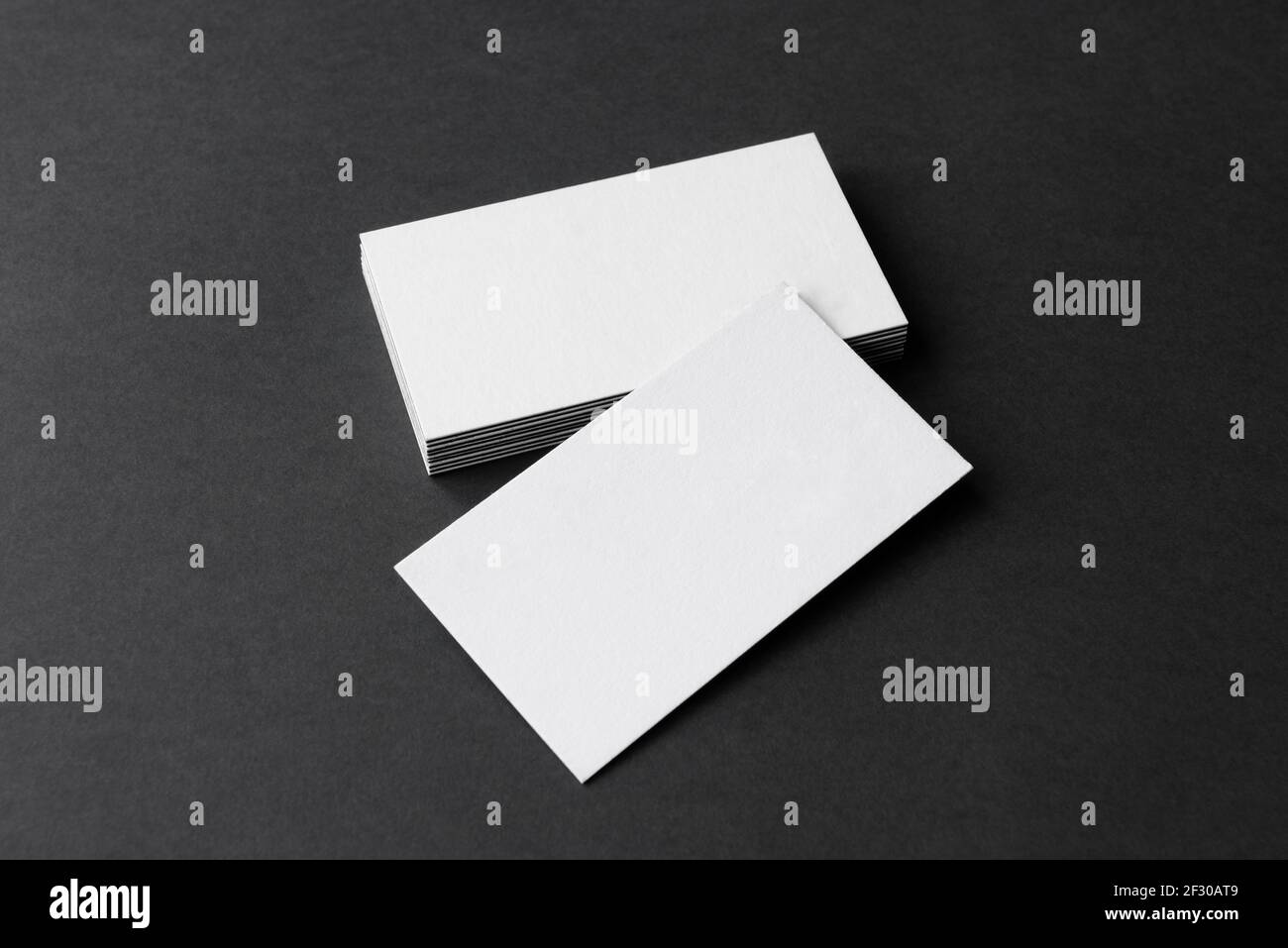 Mockup stack di biglietti da visita. Spazio di copia per il testo. Foto Stock