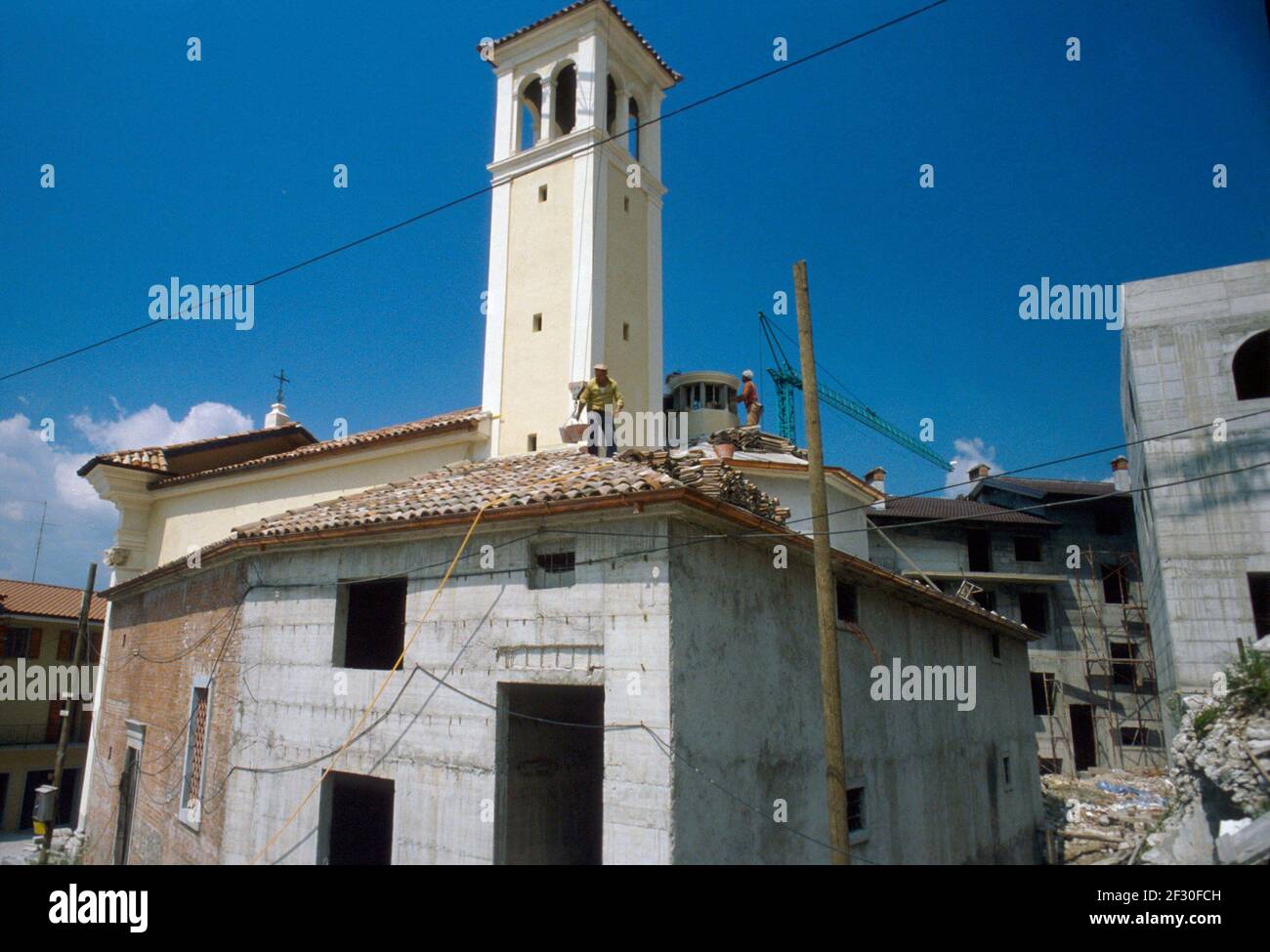 Febbraio 1980, ricostruzione in Friuli (Nord Italia) dopo il terremoto del maggio 1976 Foto Stock