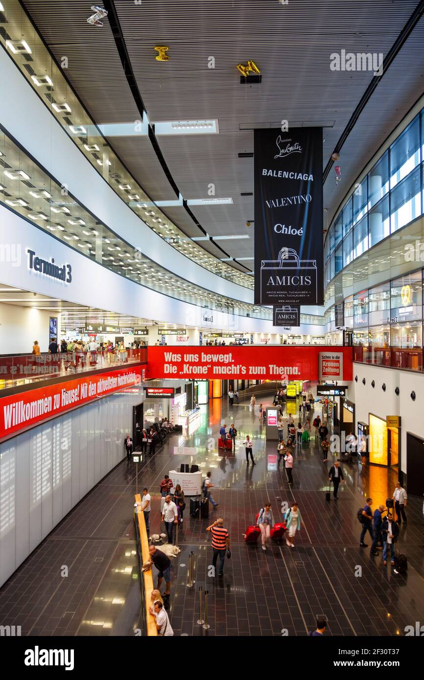 Vienna, Austria - 17 settembre 2018: Terminal 3 all'aeroporto di Vienna (vie) in Austria. Foto Stock