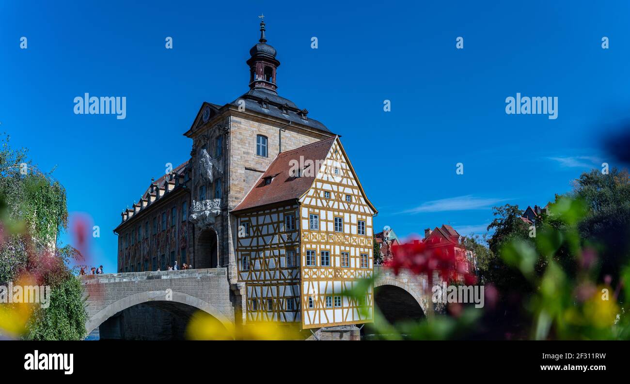 Escursione alla città medievale di Bamberga in Baviera (Germania) in una soleggiata giornata estiva Foto Stock