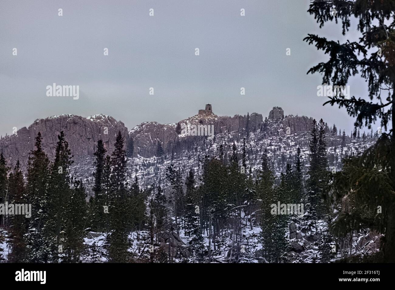 Harney Lookout in cima al Black Elk Peak, Custer state Park, South Dakota, U.S.A Foto Stock