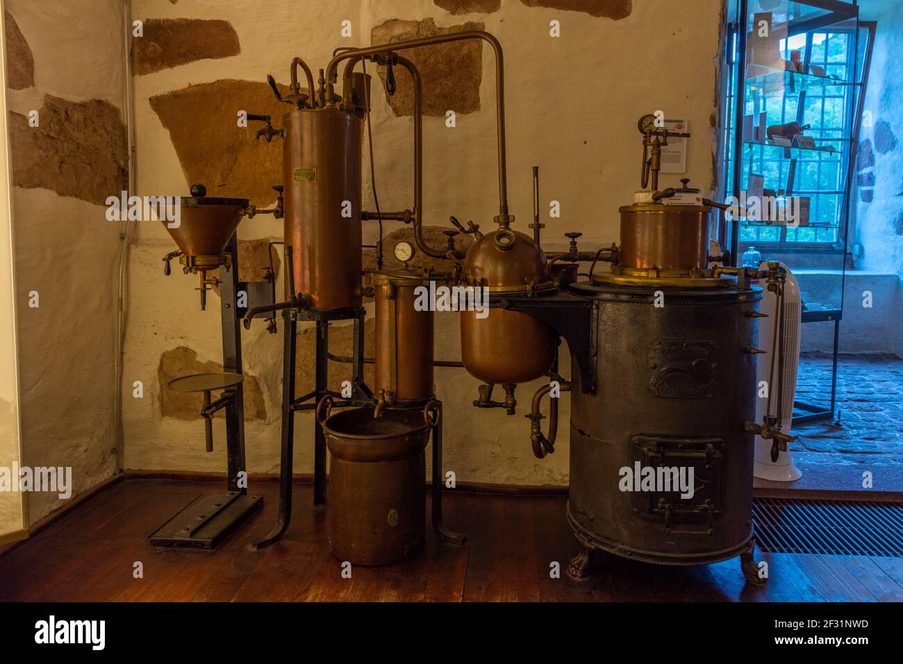 Heidelberg, Germania, 17 settembre 2020: Interno del museo della farmacia presso il palazzo Heidelberg, Germania Foto Stock