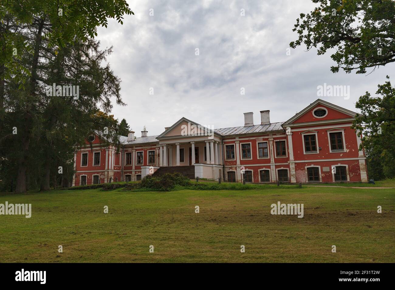 Il maniero di Oisu, un edificio di prima classe. Estonia Foto Stock