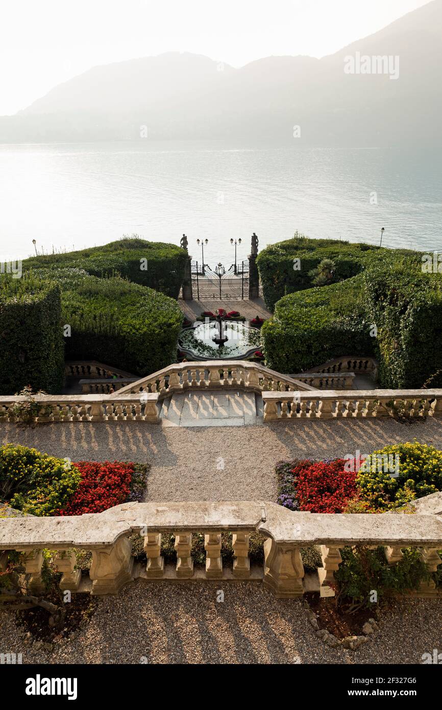 Italia, Tremezzo, Lago di Como, Villa Carlotta, i giardini terrazzati che si affacciano sul Lago di Como Foto Stock