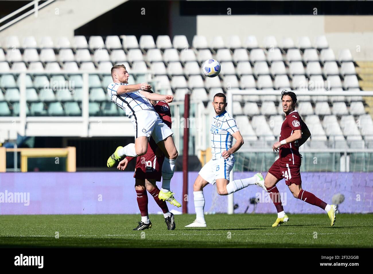 Torino, Italia. 14 Marzo 2021. Milano Skriniar del FC Internazionale  durante la Serie UNA partita di calcio tra il Torino FC e il FC  Internazionale. Gli stadi sportivi di tutta Italia restano