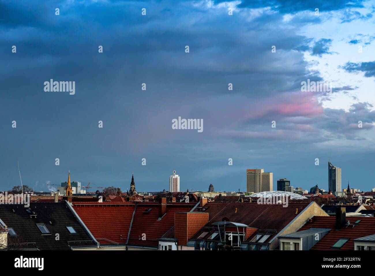 Lipsia, Sassonia, Germania, 03-11-2021 skyline della metropoli della sassonia occidentale Lipsia Foto Stock