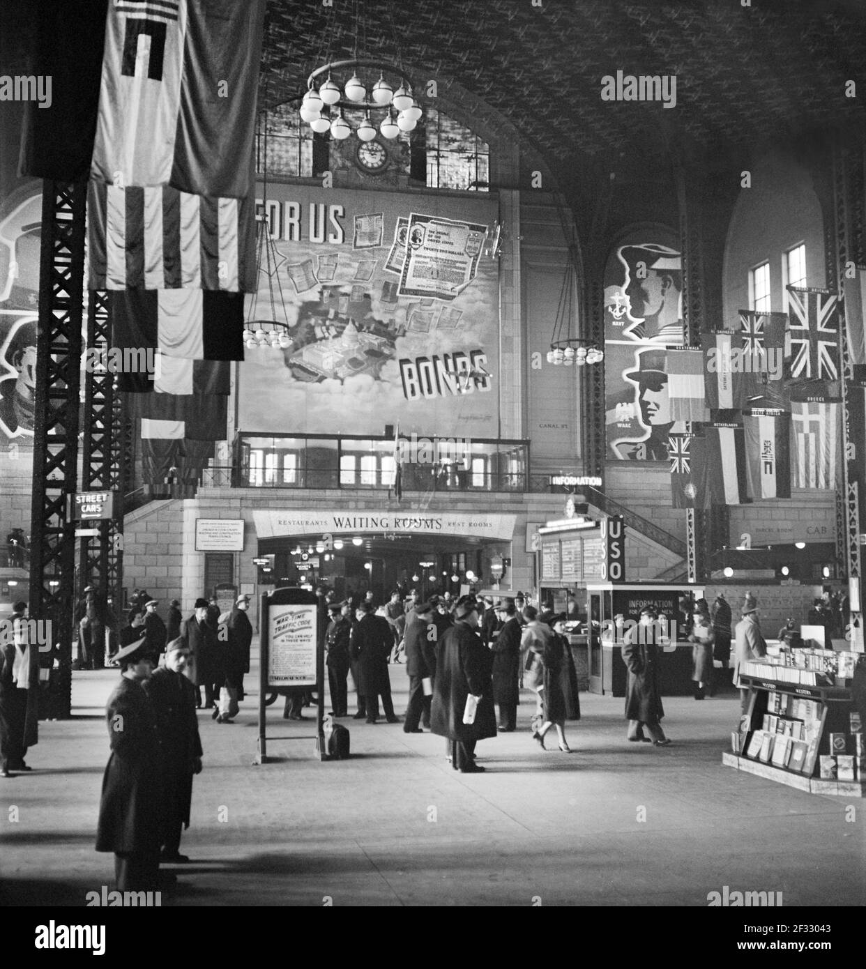 Concourse dei treni, Union Station, Chicago, Illinois, Stati Uniti, Jack Delano, US Office of War Information, gennaio 1943 Foto Stock