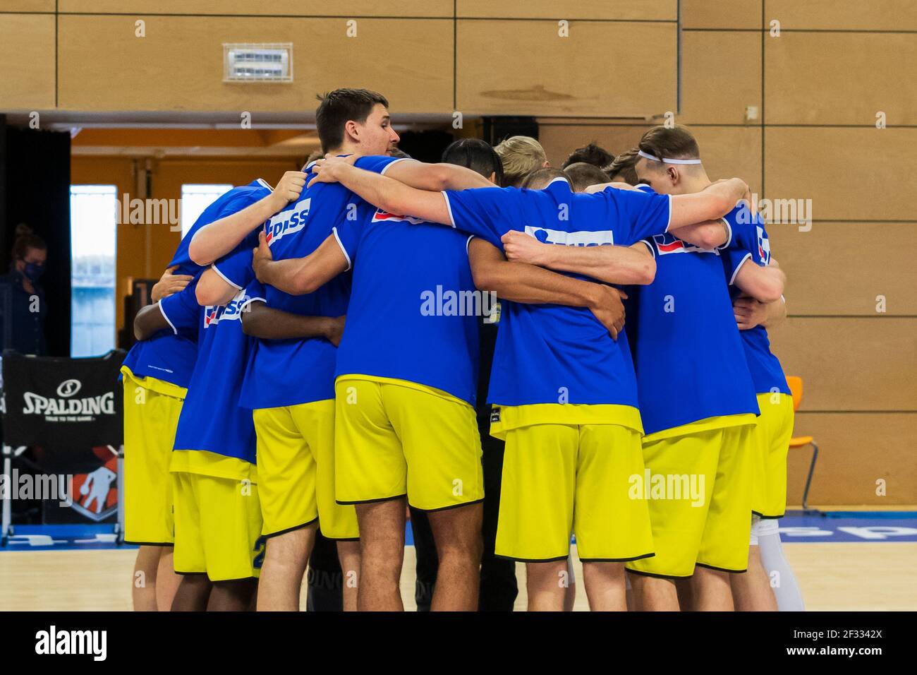 ZWOLLE, PAESI BASSI - MARZO 14: Squadra di Den Helder Suns durante la partita della Lega di Basket olandese tra Landstede Hammers e Den Helder Suns a Land Foto Stock