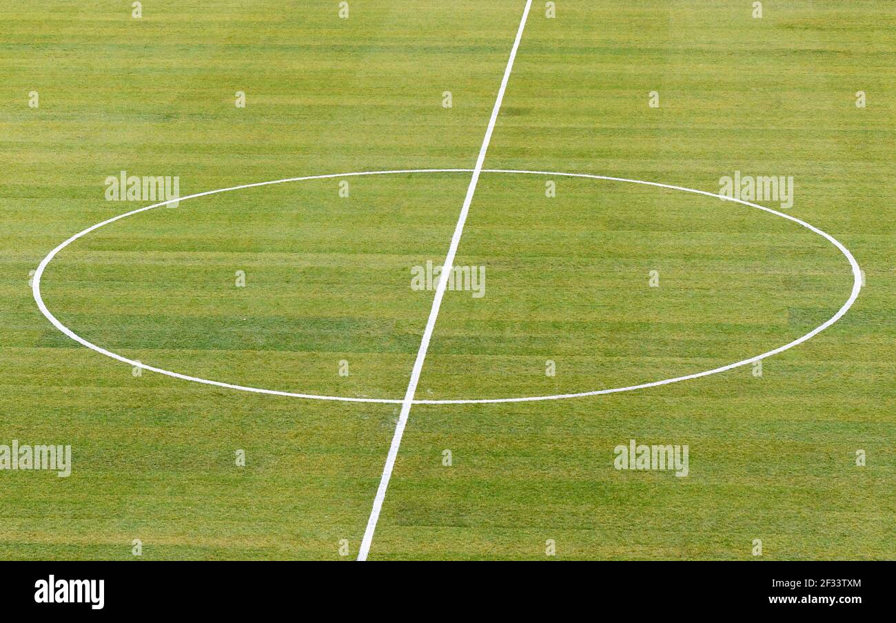 Cerchio centrale di un campo di calcio.Colonia, Nord Reno Westfalia, Germania Foto Stock