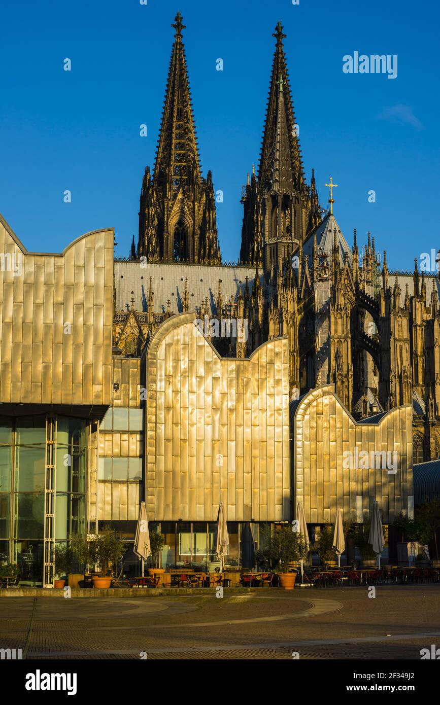 Geografia / viaggio, Germania, Nord Reno-Westfalia, Cattedrale di Colonia, Museo Ludwig, Coologn, libertà di panorama Foto Stock