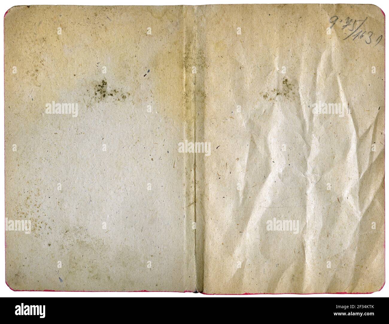 Agenda aperta o notebook isolato su bianco - bianco vintage fogli di carta con grana grugnosa Foto Stock
