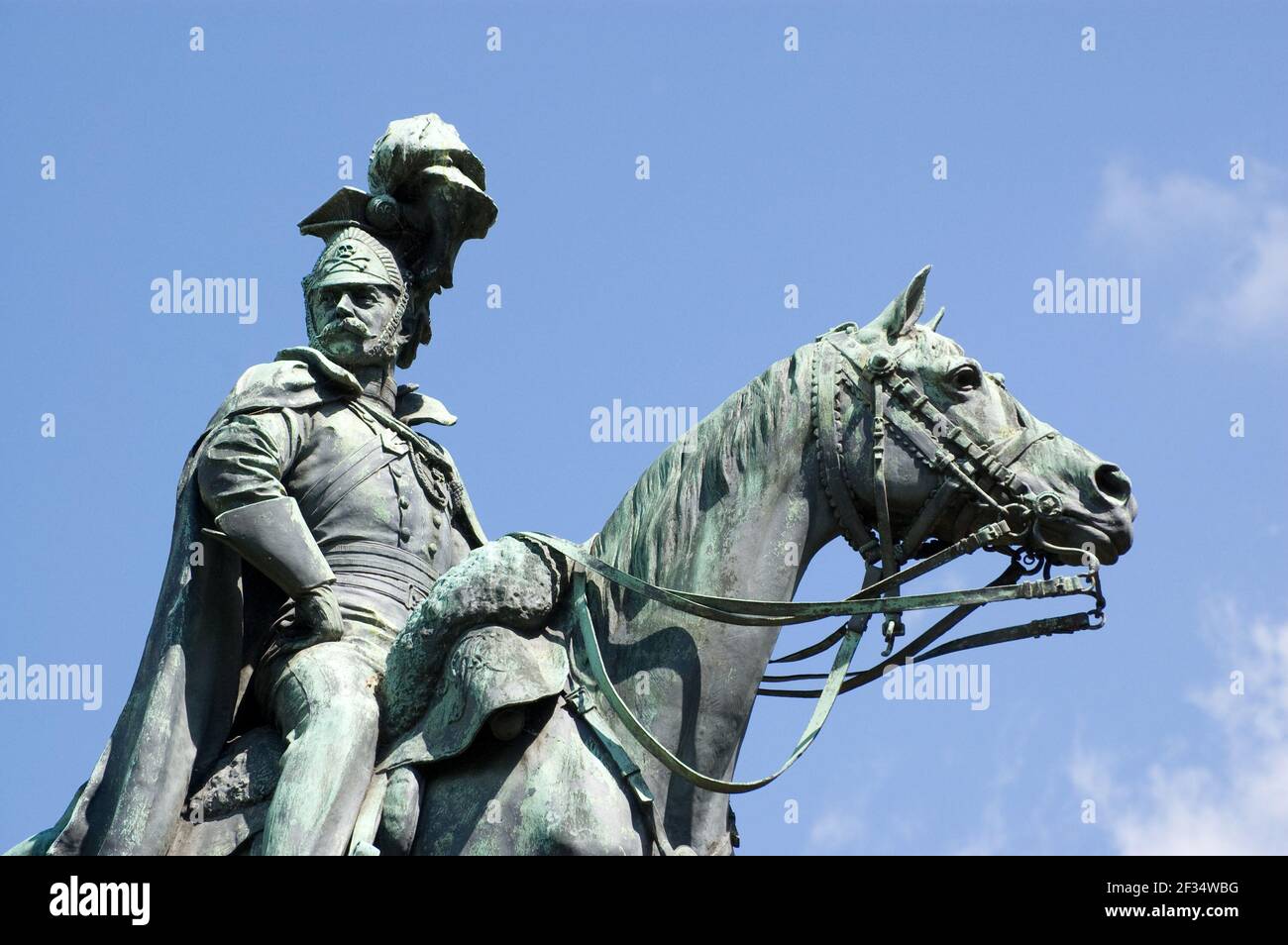 Statua di Goffredo, primo Visconte Tredegar nel centro di Cardiff in una giornata di sole. Come soldato nella battaglia di Balaclava, comandò una sezione di Foto Stock