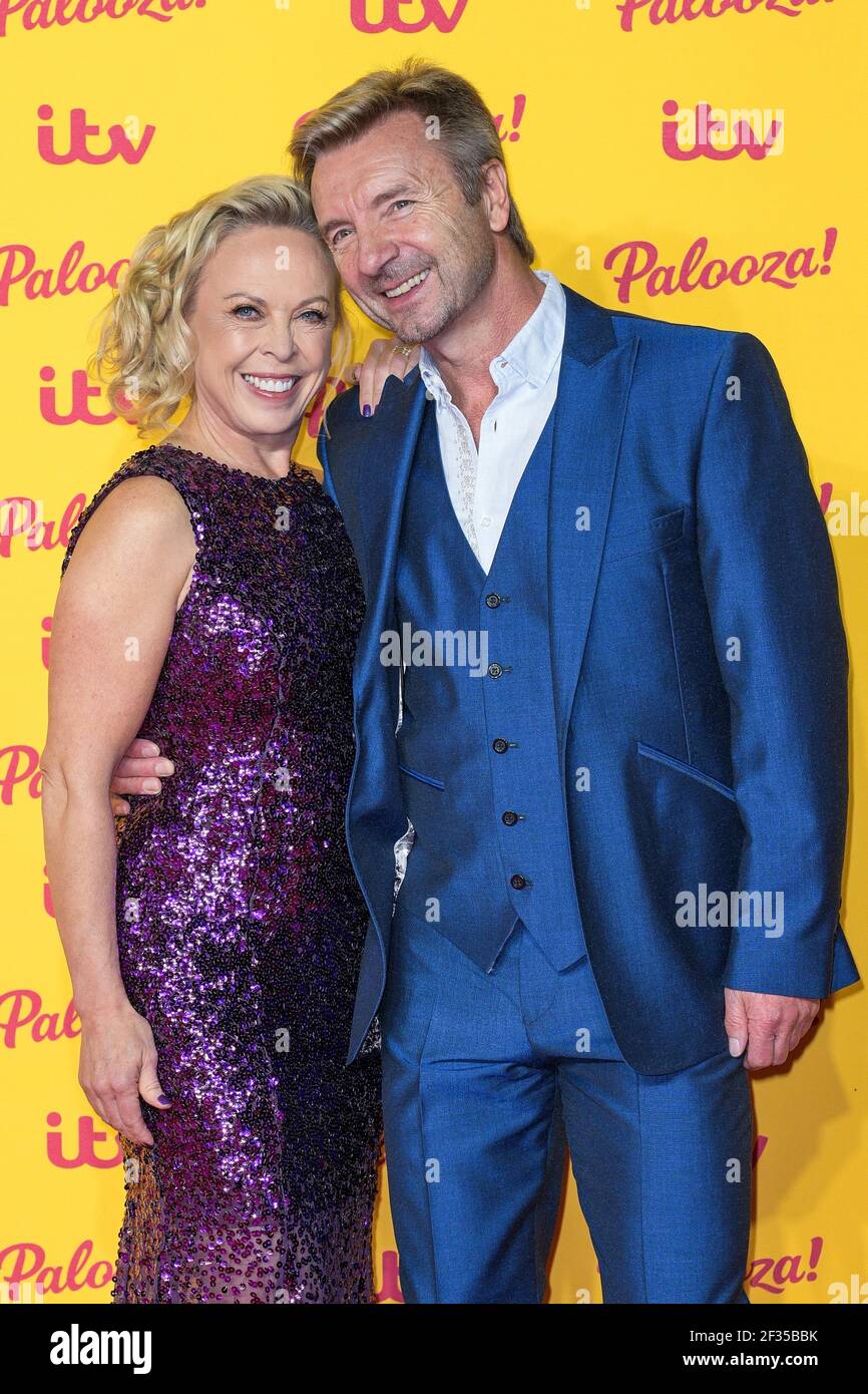 Londra, Regno Unito. 11 Ottobre 2018. Jayne Torville e Christopher Dean partecipano a ITV Palooza!, Royal Festival Hall, Southbank. Credit: Scott Garfitt /Empics/Alamy Live News Foto Stock