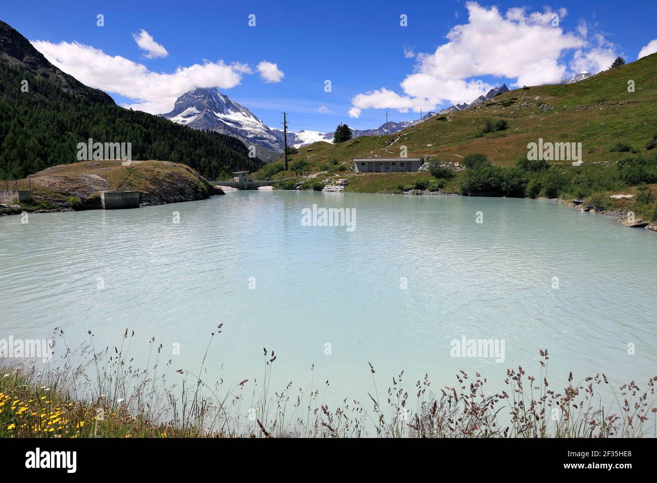 Lago Mosjesee nelle alpi svizzere, Zermatt, Svizzera 2020 Foto Stock