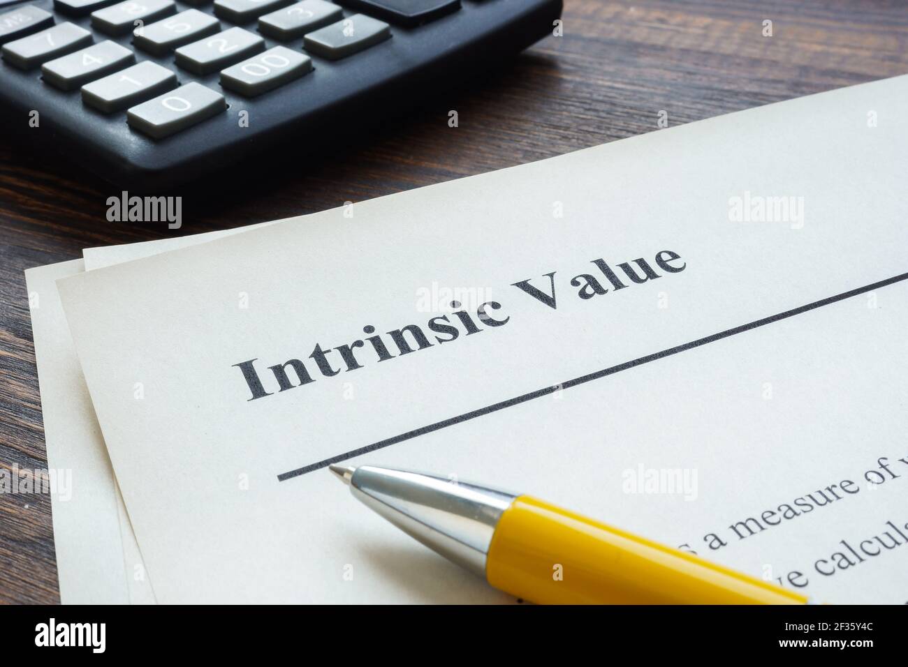 Valore intrinseco e informazioni su di esso a pagina. Foto Stock