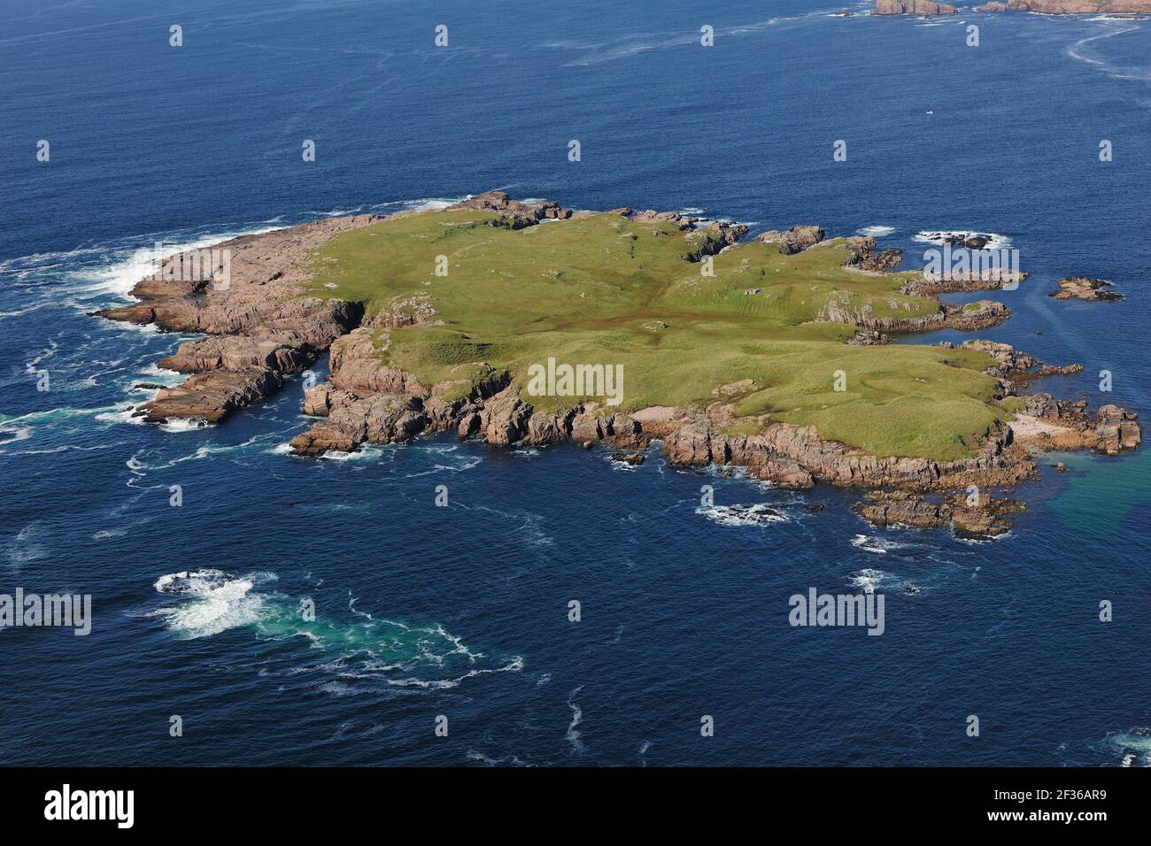 Isola di Inishfree, a nord-ovest dell'isola di Cruit, Contea di Donegal GPS: Latitudine: N 55°3.181' (55°3'10.9') GPS: Longitudine: W 8°22.851' (8°22'51.1') Altitu Foto Stock
