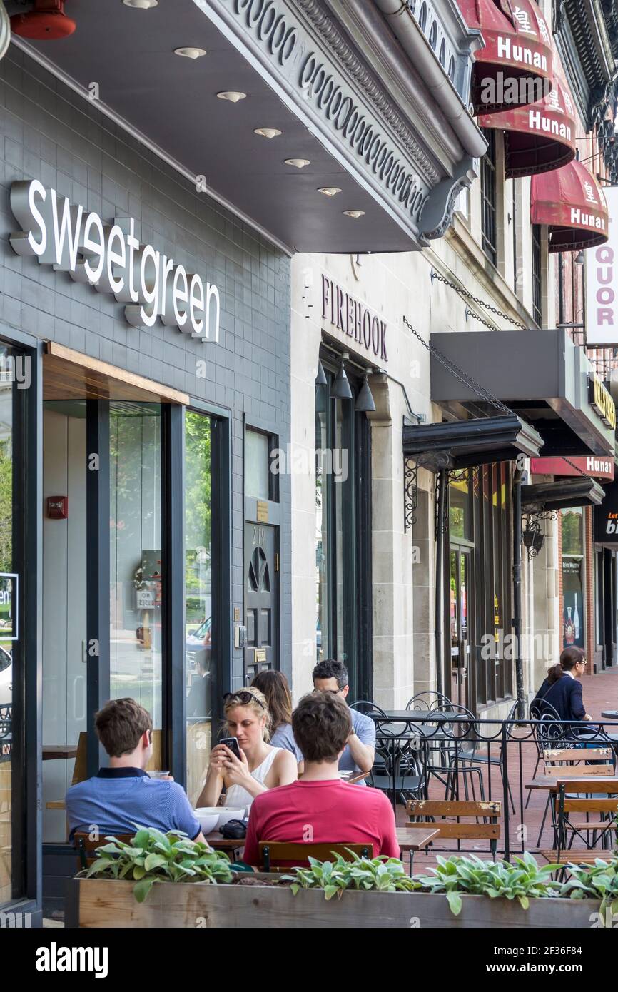 Washington DC, Capitol Hill Neighborhood, Sweetgreen Restaurant all'aperto, ristoranti locali coltivati localmente, Foto Stock