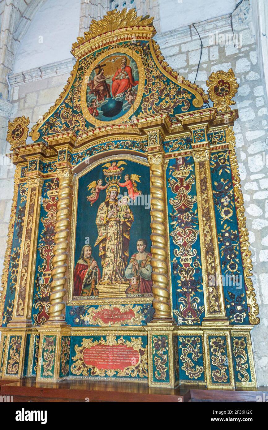 Santo Domingo Repubblica Dominicana, Ciudad Colonia zona coloniale, Basilica Santa María la Menor Cattedrale Nazionale Patrimonio Mondiale dell'Umanità, gotico barocco stiletto Foto Stock