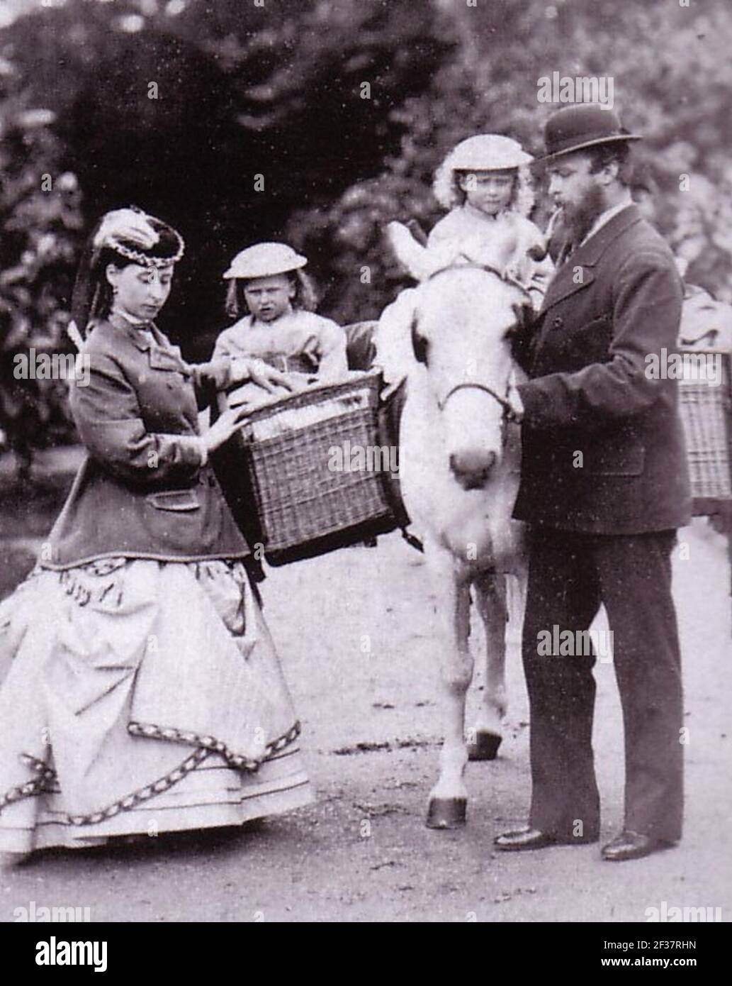 Principessa Alice con suo marito, il principe Luigi d'Assia. Foto Stock