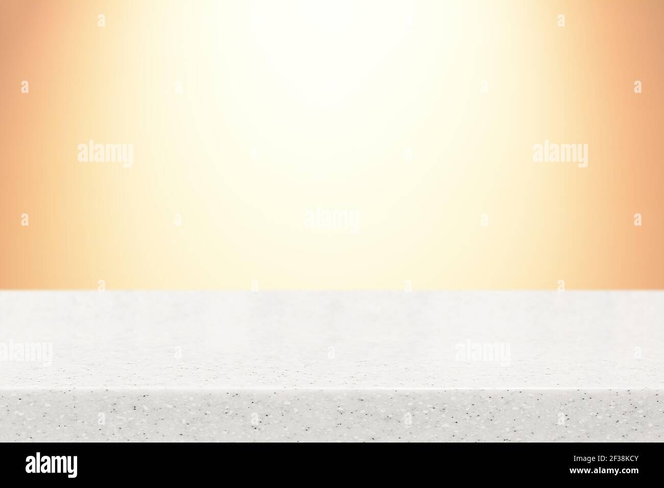 Piano del tavolo in pietra (piano di lavoro) su sfondo astratto con gradiente arancione chiaro - può essere utilizzato per la visualizzazione o il montaggio dei prodotti Foto Stock