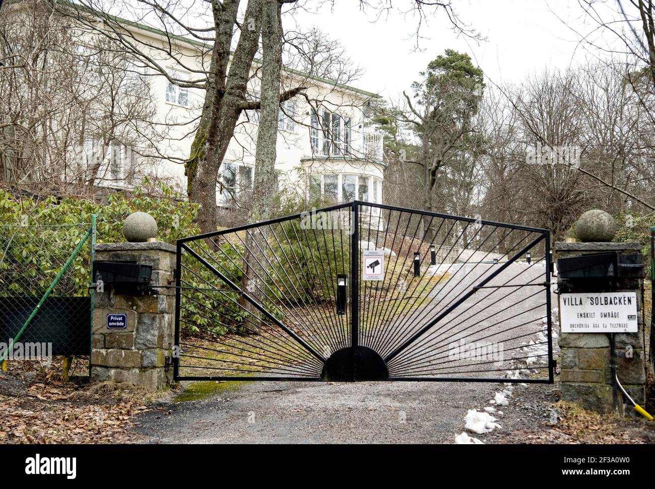 Casa del Principe Carl Philip e della Principessa Sofia, Villa Solbacken a Djurgården, Stoccolma, Svezia, il 13 marzo 2021. La villa fu costruita nel 1930 e fu di proprietà del Principe Bertil dal 1949 che la lasciò in eredità nel 1997 al Principe Carlo Filippo. Foto di Johan Valkonen/Stella Pictures/ABACAPRESS.COM Foto Stock