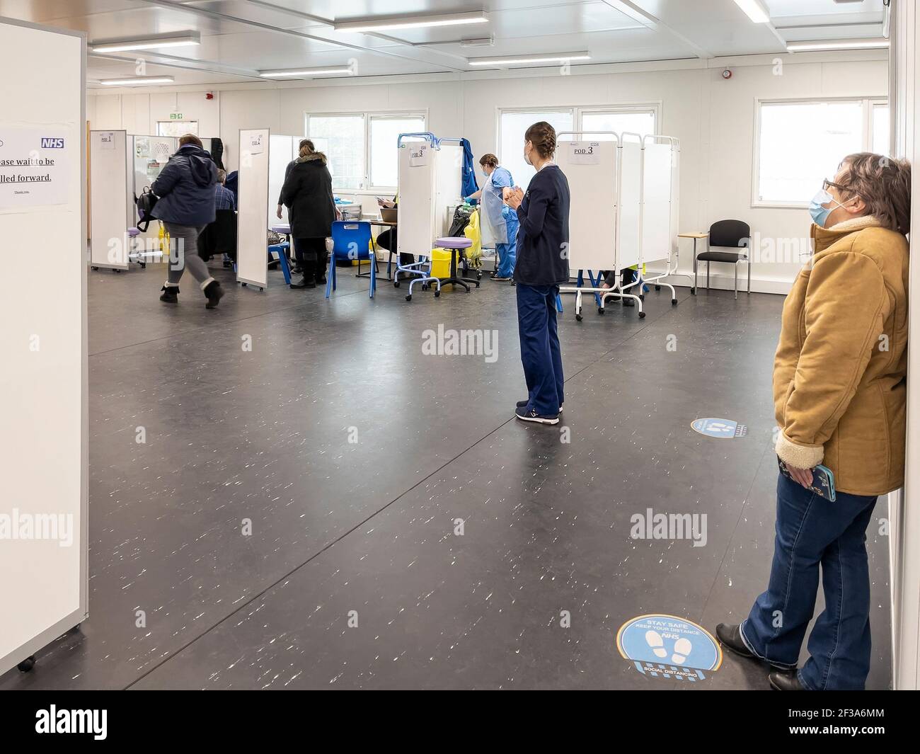 Interno del Covid-19 Vaccination Center, Regno Unito. Foto Stock