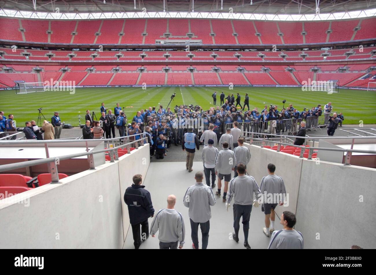 INGHILTERRA FORMAZIONE PER LA LORO PARTITA DI QUALIFICAZIONE EURO CON ISRAELE 21/2/2007 FOTO DAVID ASHDOWNFOOTBALL INGHILTERRA Foto Stock