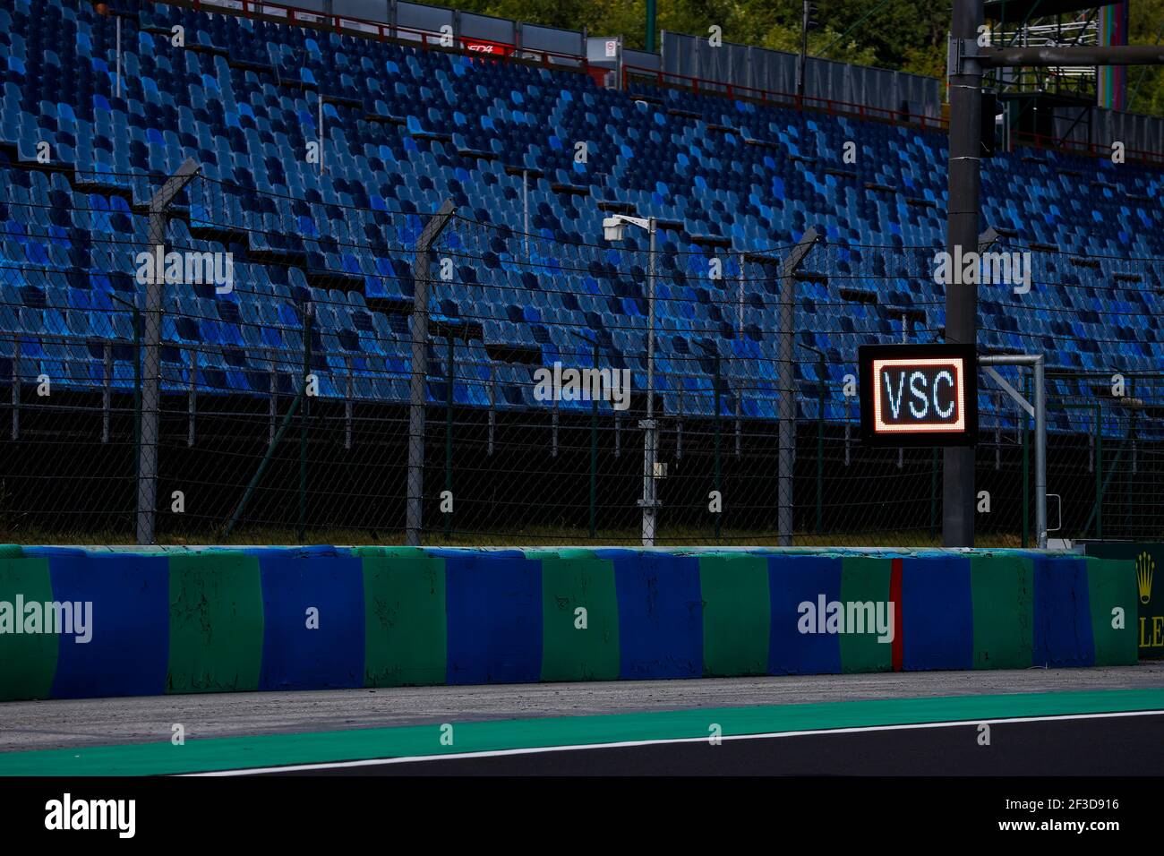 Virtual Safety Car Sign durante il Campionato del mondo di Formula uno 2018, Gran Premio d'Ungheria dal 26 al 29 luglio, Hungaroring, Budapest - Foto Florent Gooden / DPPI Foto Stock