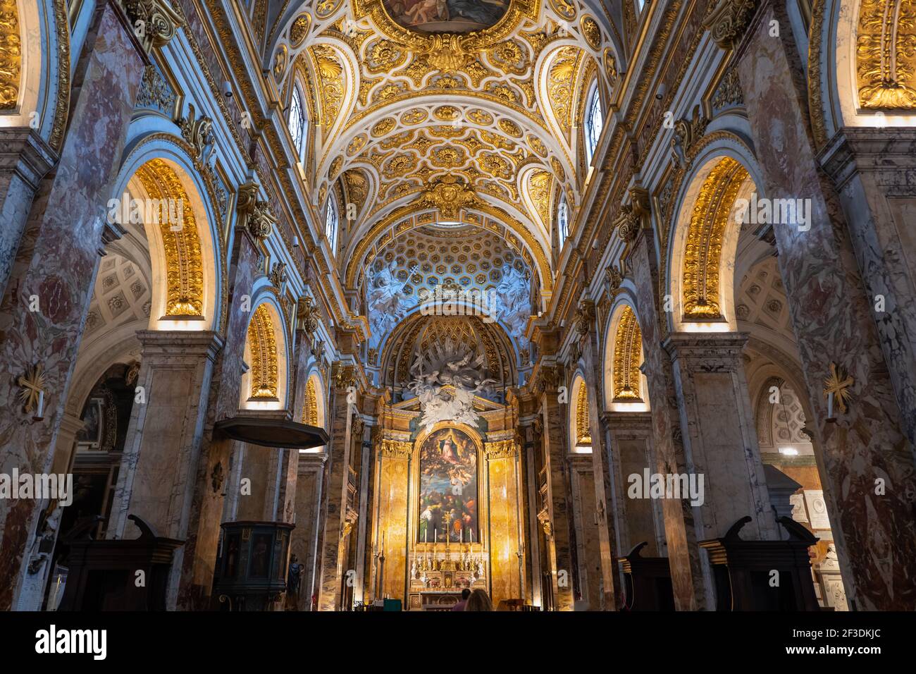 Chiesa di San Luigi dei francesi (italiano: San Luigi dei Francesi) interno barocco a Roma, Italia Foto Stock