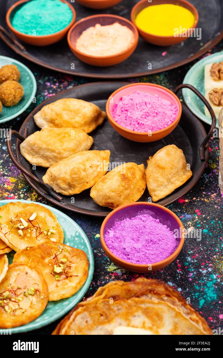 Tradizionale Holi Festival indiano cibo Foto Stock