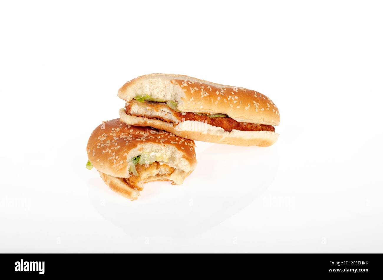 Burger King Pollo originale e Chicken Jr. Sandwich con Bite preso Foto Stock