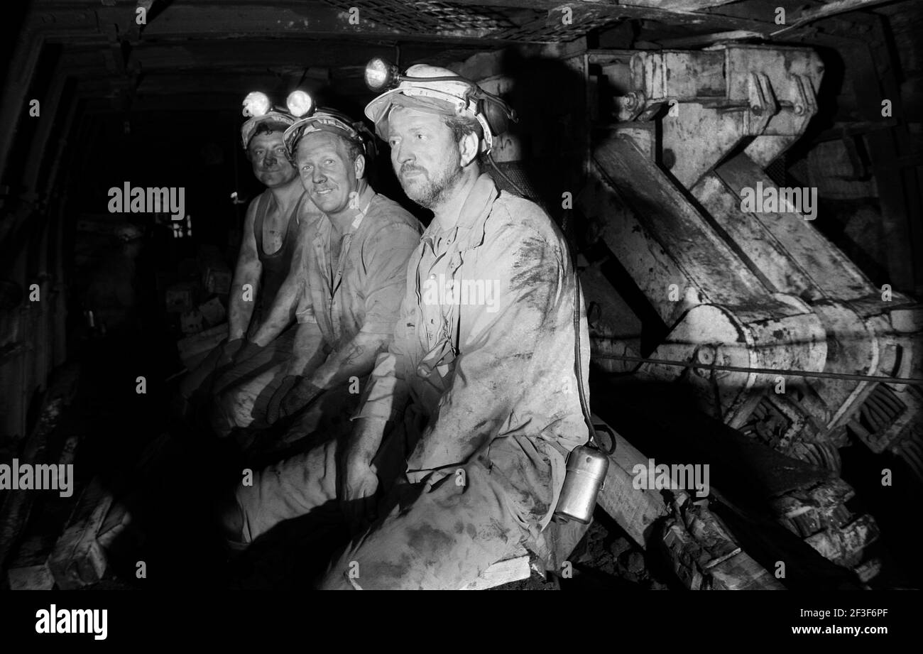 Uomini sotterranei alla fossa a Monkwearmouth Colliery Foto Stock