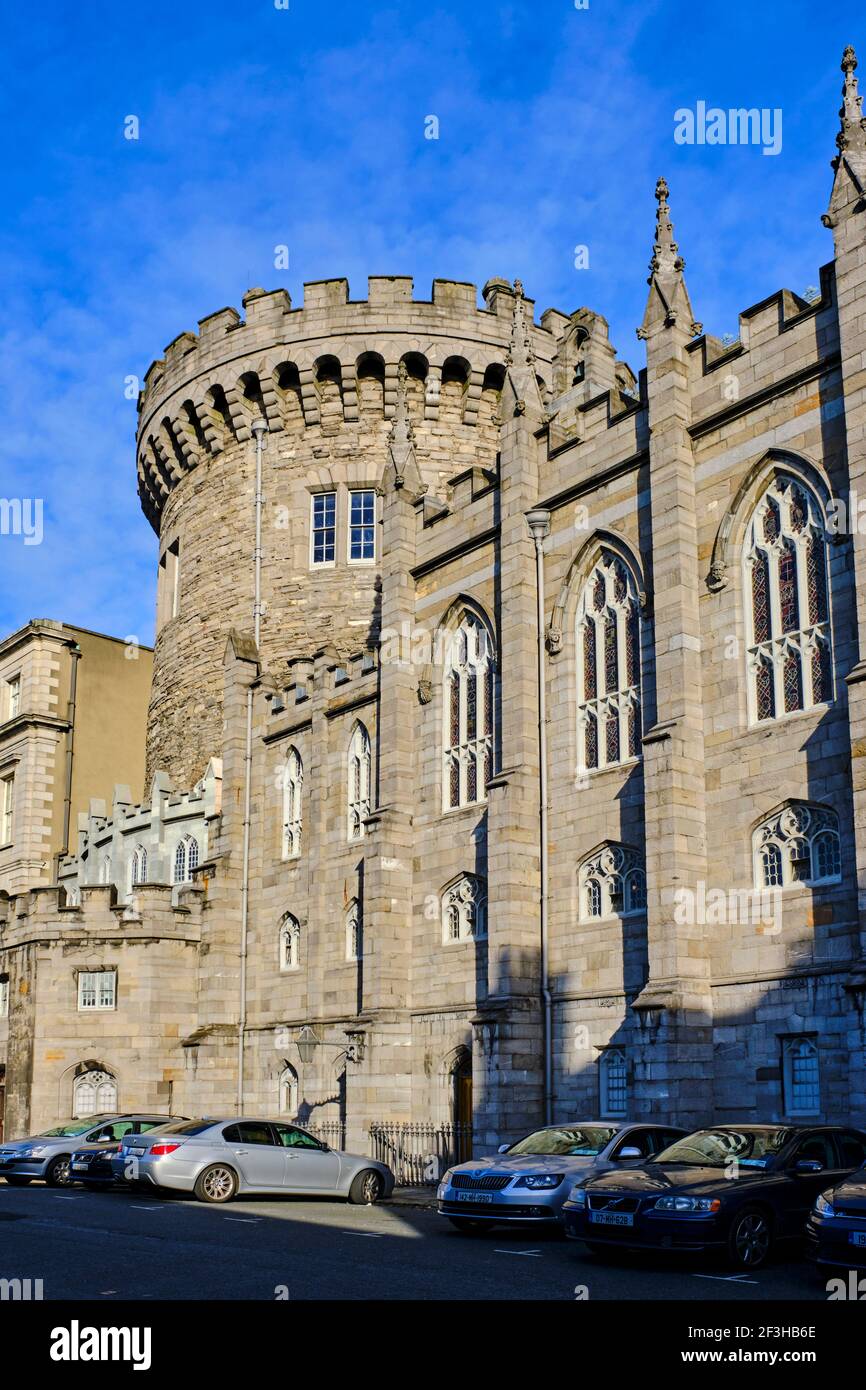 Repubblica d'Irlanda; Dublino, vista esterna dello storico Castello di Dublino in Dame Street Foto Stock