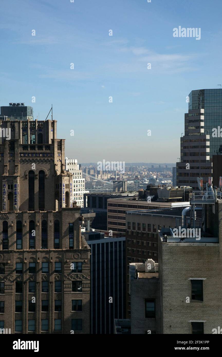 Vista da Manhattan verso il ponte di Brooklyn, New York Foto Stock