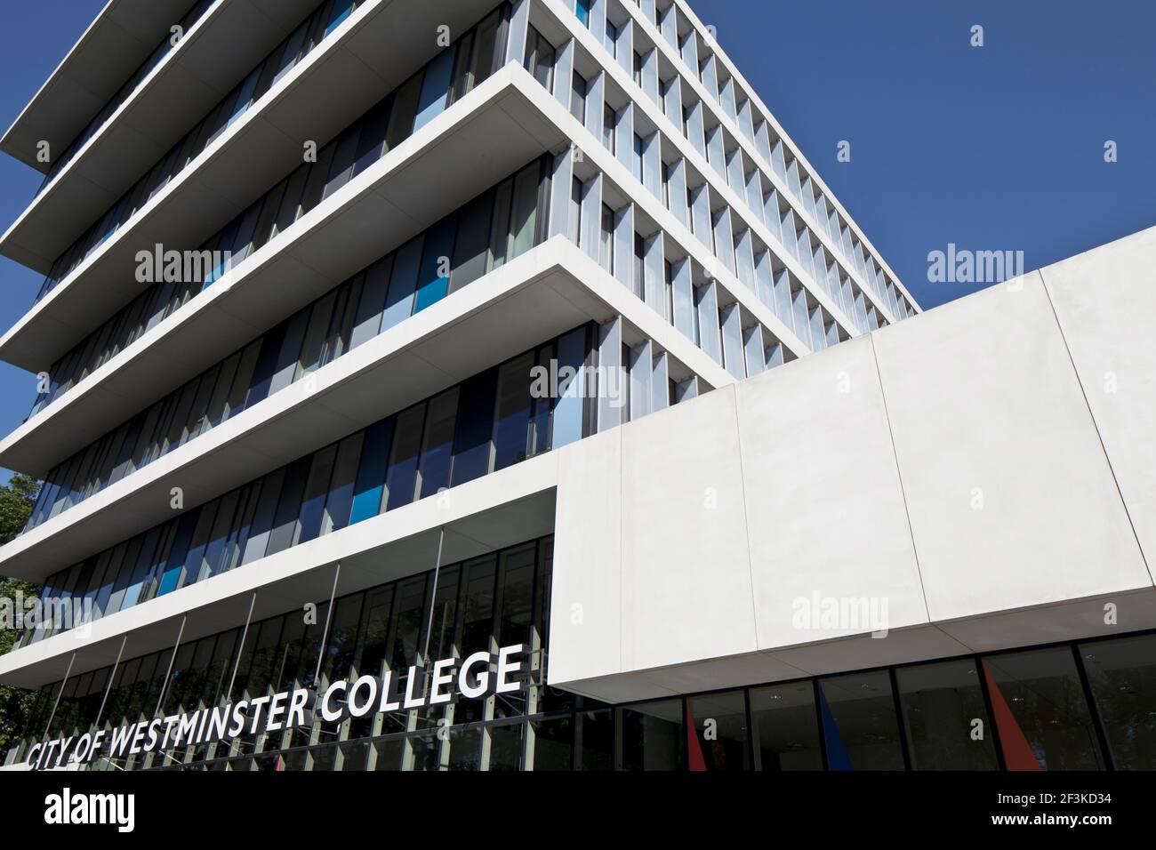 City of Westminster College, Londra | Schmidt Hammer Lassen Architetti | esterno facciata sud angled Shot Foto Stock