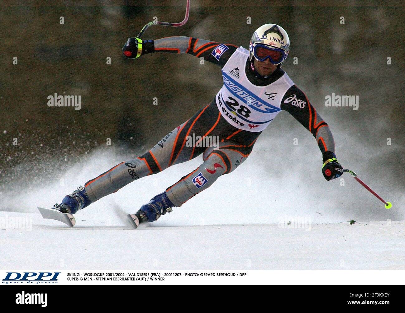 SCI - COPPA DEL MONDO 2001/2002 - VAL D'ISERE (FRA) - 20011207 - FOTO: GERARD BERTHOUD / DPPI SUPER-G UOMINI - STEPHAN EBERHARTER (AUT) / VINCITORE Foto Stock