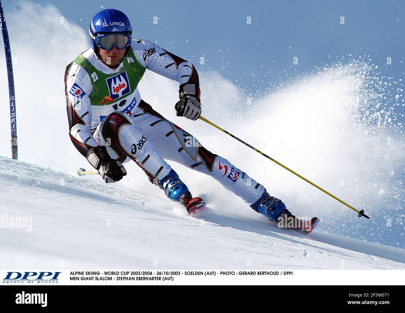 SCI ALPINO - COPPA DEL MONDO 2003/2004 - 26/10/2003 - SOELDEN (AUT) - FOTO : GERARD BERTHOUD / DPPI UOMO SLALOM GIGANTE - STEPHAN EBERHARTER (AUT) Foto Stock
