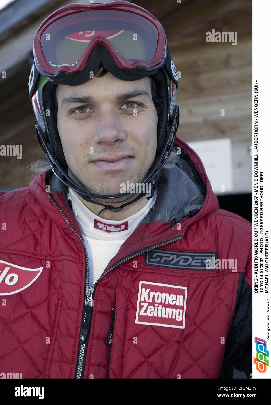 SCI - COPPA DEL MONDO AUDI FIS WENGEN 2007 - DISCESA UOMO LAUBERHORN - WENGERN (SUI) - DAL 12 AL 14/01/2007 - FOTO : GERARD BERTHOUD / DPPI MICHAEL WALCHOFER (AUT) Foto Stock