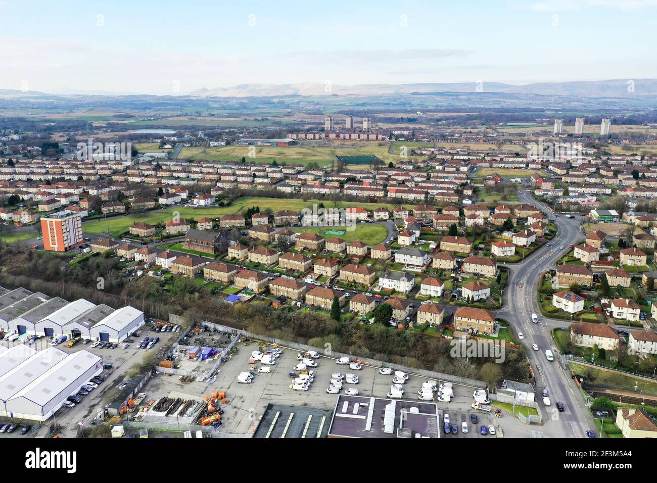 Vista aerea del drone della zona di Possilpark di Glasgow Foto Stock