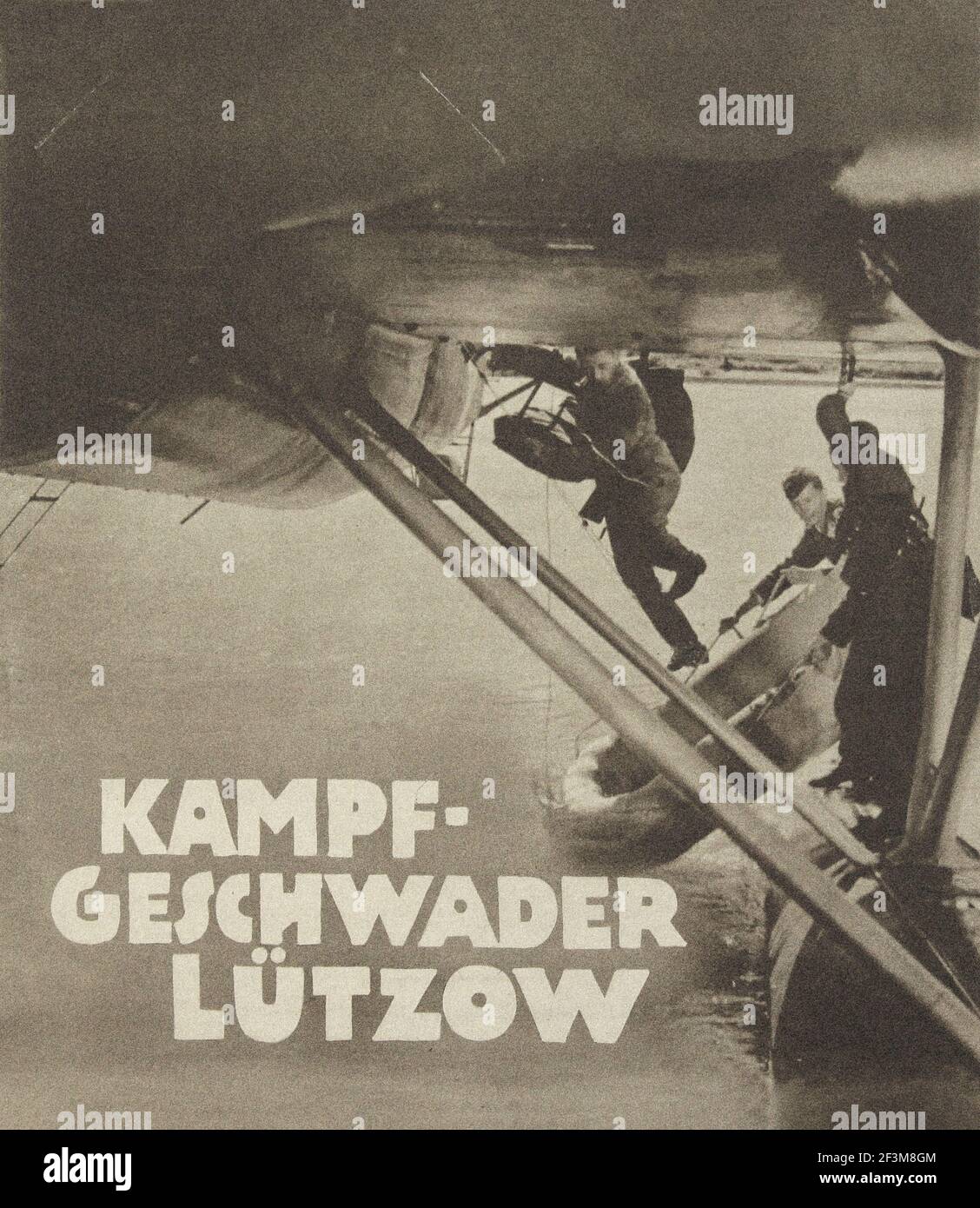 Il "Lutzow Bomber Squadron" (in tedesco Kampfgeschwader Lützow) è un film di propaganda tedesco. Il nome dello squadrone non si riferisce a Gunther Lutzow, Foto Stock