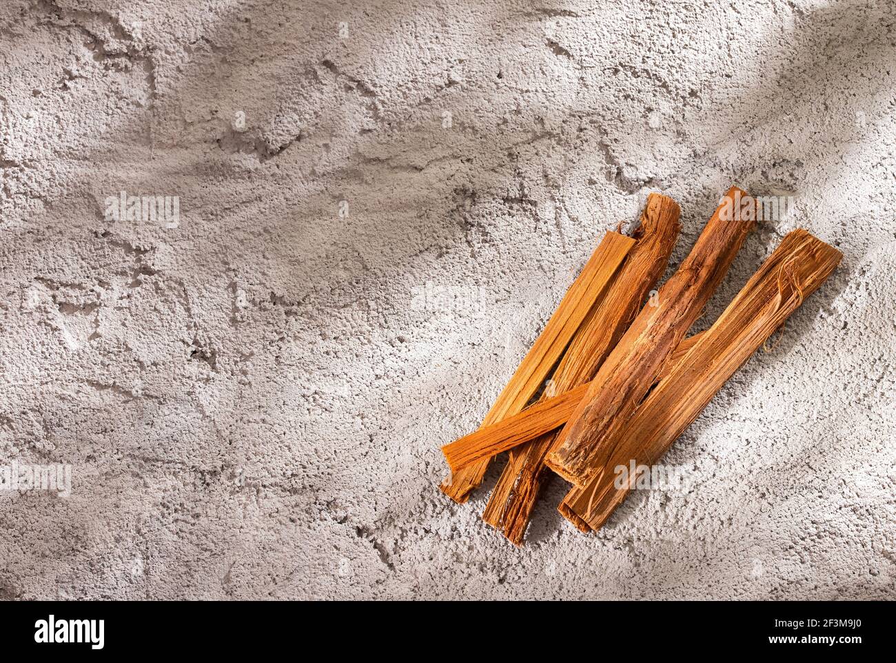 Corteccia di Uncaria tomentosa - pianta di arrampicata amazzonica Foto Stock