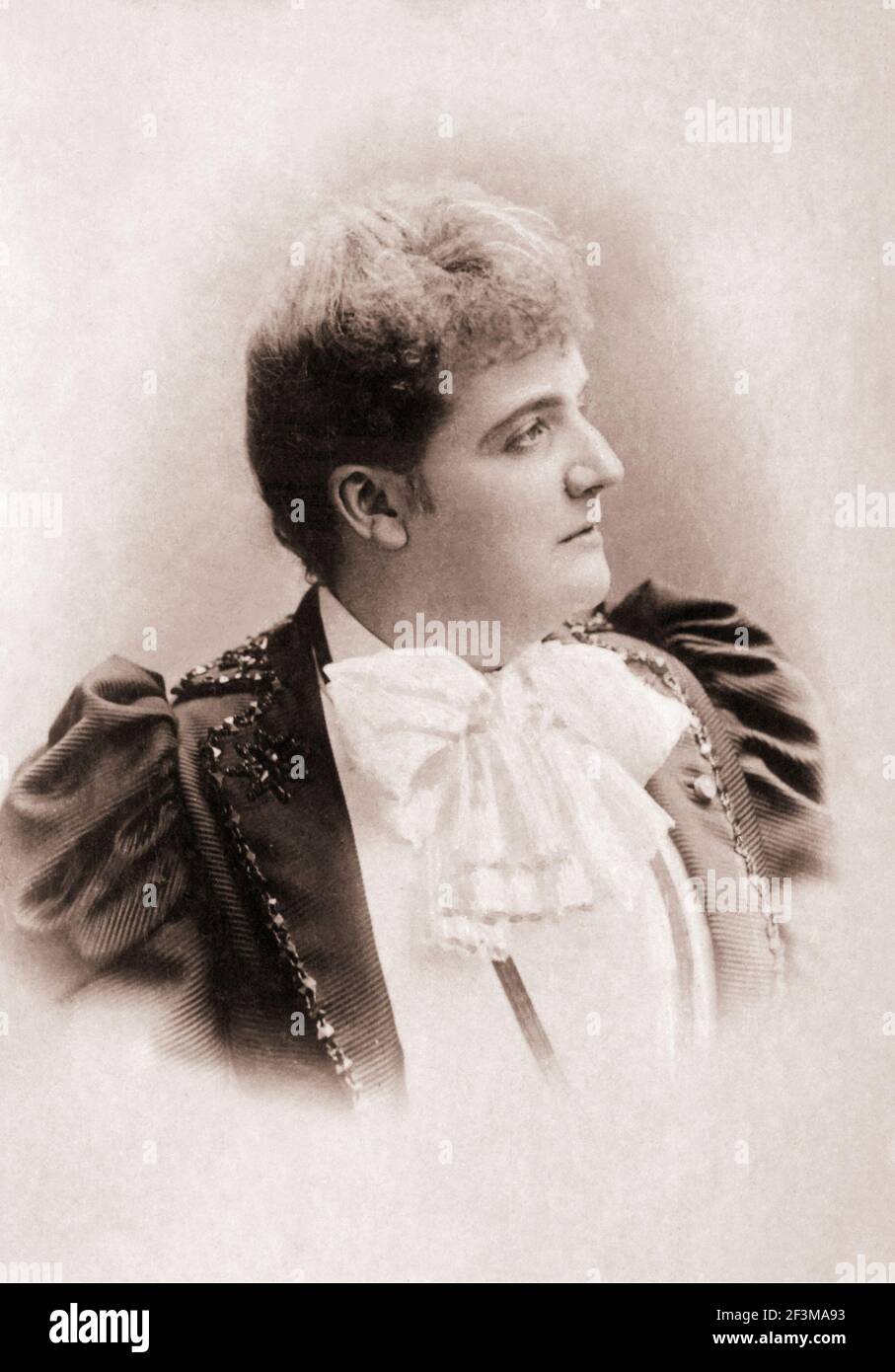 Augusta (Mary Anne) Holmes (1847 – 1903) è stato un compositore francese di discendenza irlandese (suo padre era di Youghal, Co. Cork). In un primo momento ha pubblicato sotto Foto Stock