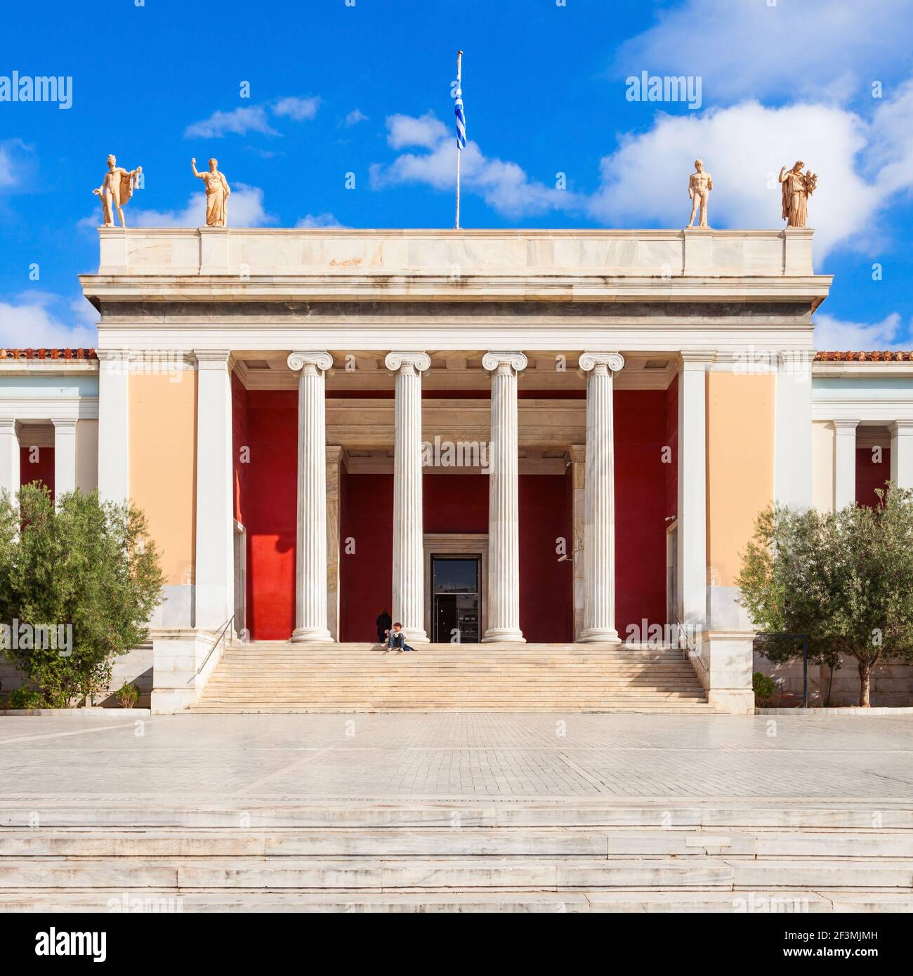 Il Museo Archeologico Nazionale di Atene ospita i più importanti reperti provenienti da una varietà di luoghi archeologici in tutta la Grecia da prehist Foto Stock