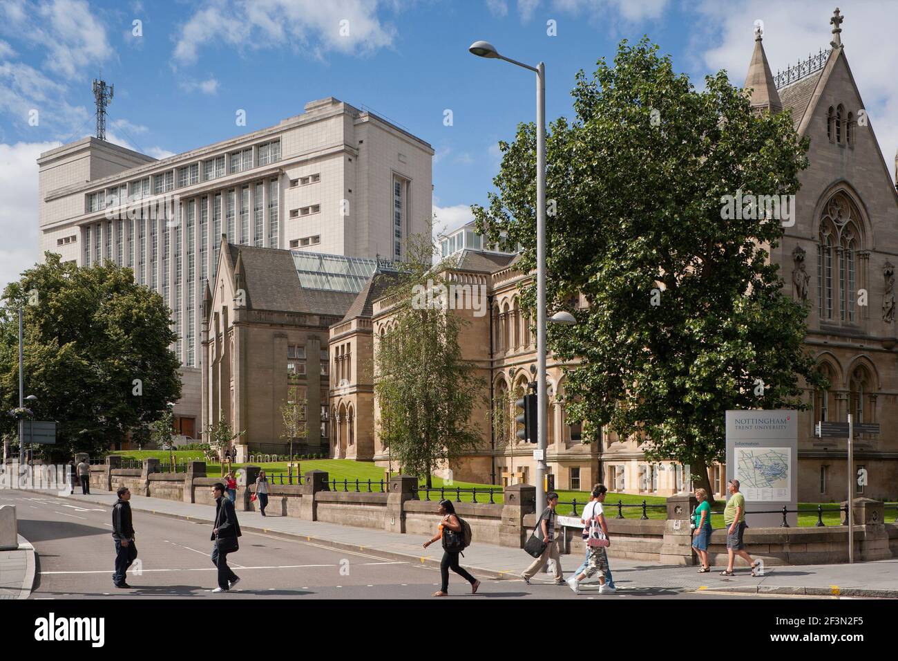 Arkwright e Newton edifici visto da sud Sherwood Street Foto Stock