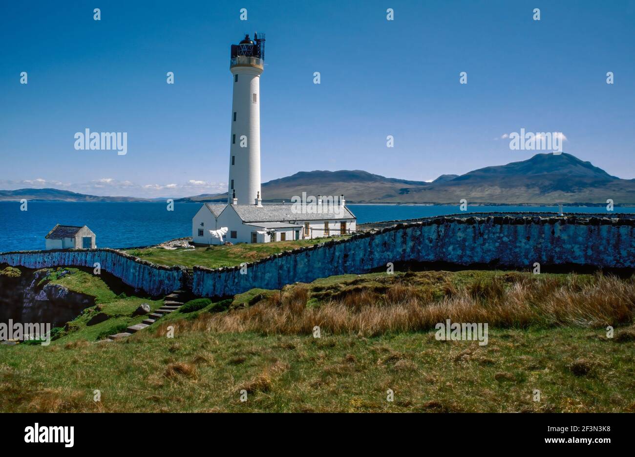 Faro di Rhuval sul suono di Islay, Ebridi interne di Scotlands Foto Stock