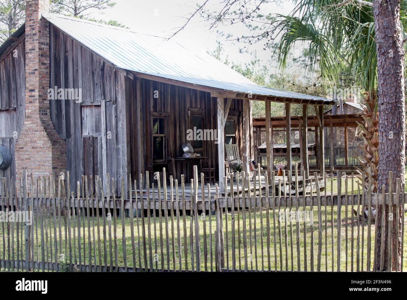 La cabina della famiglia Clark raffigura il modo in cui vissero i pionieri della Florida nel 1890. Foto Stock