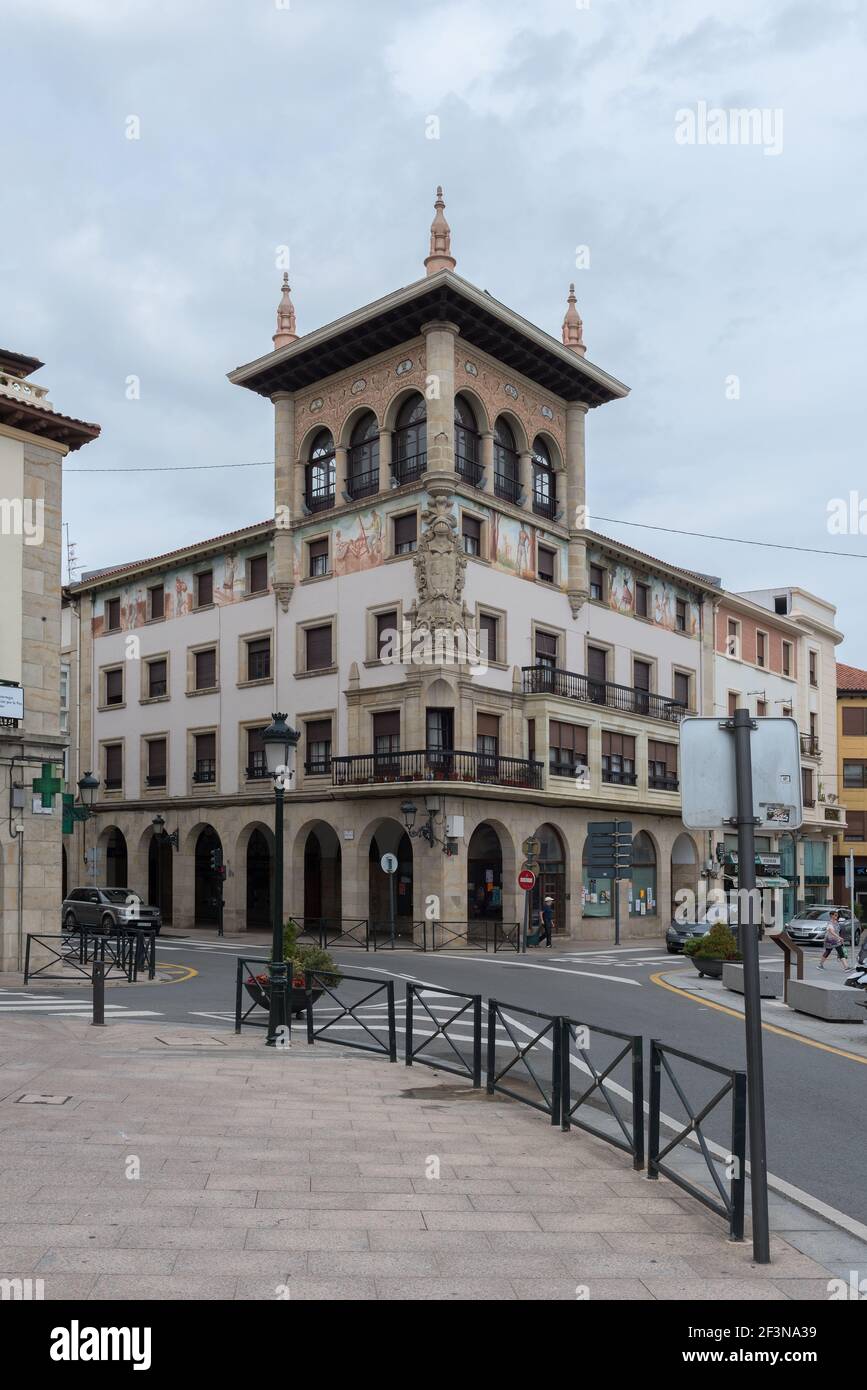Edifici storici nel centro di Guernica, Paesi Baschi, Spagna Foto Stock