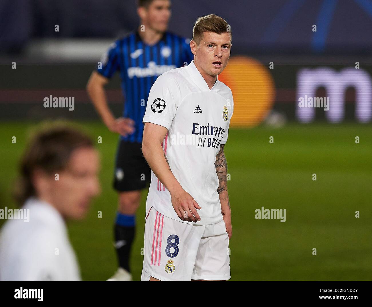 Madrid, Spagna. 16 Marzo 2021. Toni Kroos (Real Madrid CF) durante il round della UEFA Champions League del 16 seconda tappa tra Real Madrid e Atalanta Bergamo a Valdebebas Sport City a Madrid. (Punteggio finale; da 3 a 1 per Real Madrid, qualificandosi in un totale della cravatta 4-1) Credit: SOPA Images Limited/Alamy Live News Foto Stock