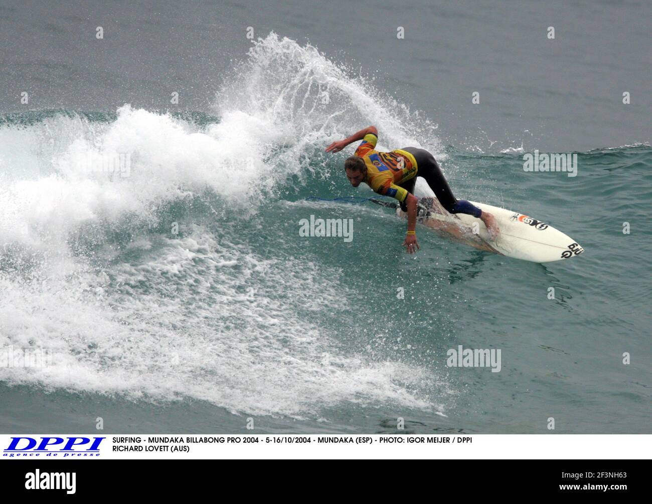 SURF - MUNDAKA BILLABONG PRO 2004 - 5-16/10/2004 - MUNDAKA (ESP) - PHOTO: IGOR MEIJER / DPI RICHARD LOVETT (AUS) Foto Stock