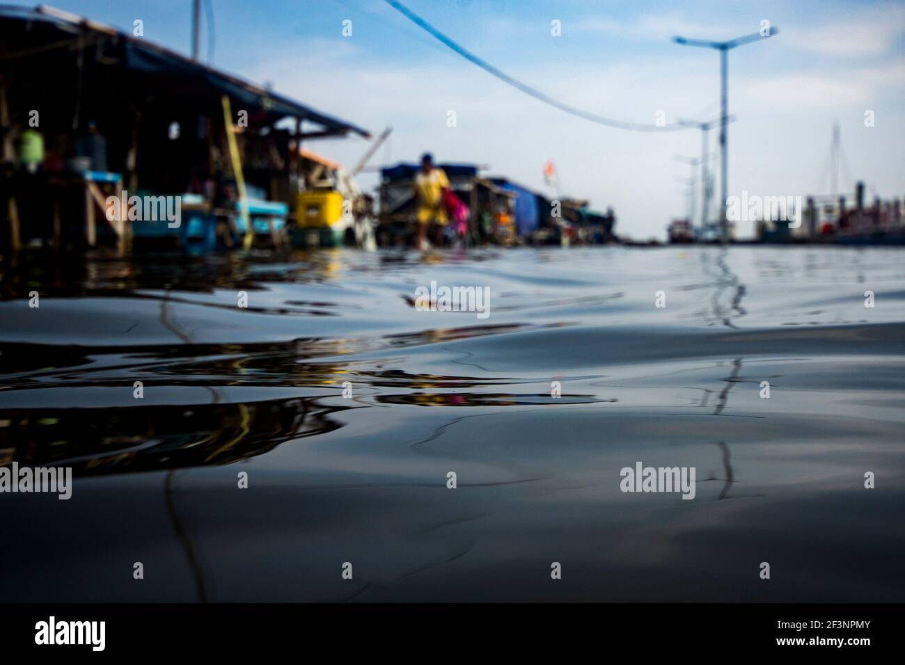 Le alluvioni di Tidal a Giacarta, Indonesia Foto Stock